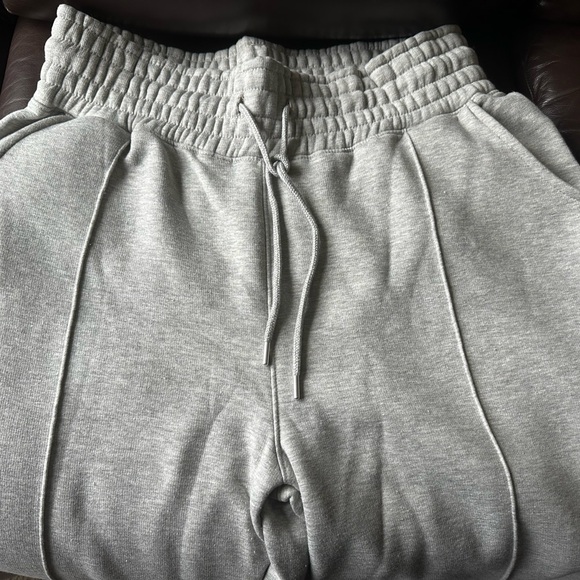 Daily Routine Fleece Pant Set - Picture 8 of 10